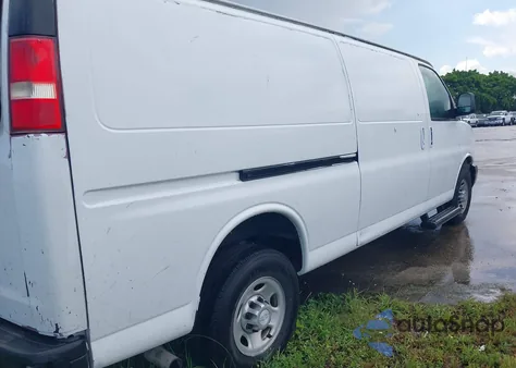 2017 Chevrolet Express 2500 Work Van из США, поврежденный, VIN 1GCWGBFF3H1244423